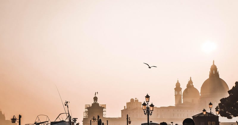 Weekend romantique en Europe : 15 idées originales pour surprendre votre moitié